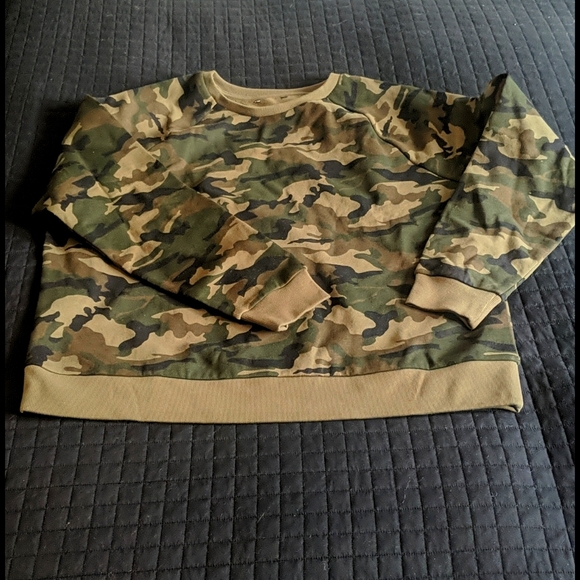 Camo print sweatshirt - Picture 1 of 1